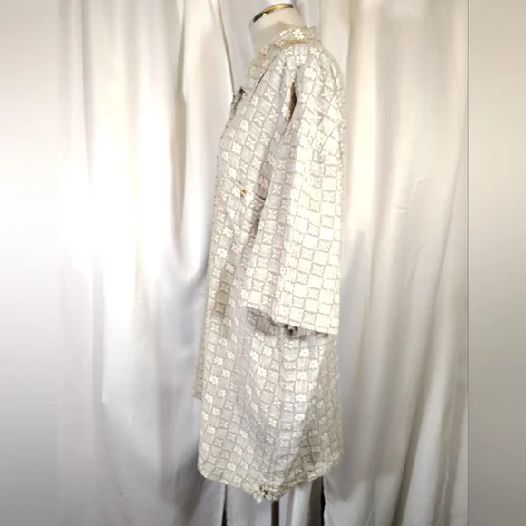 Visitor Silk Button-Down Shirt, Collar, Pocket, Beige-Ivory Design, Lghtwght, 2X - Picture 2 of 10